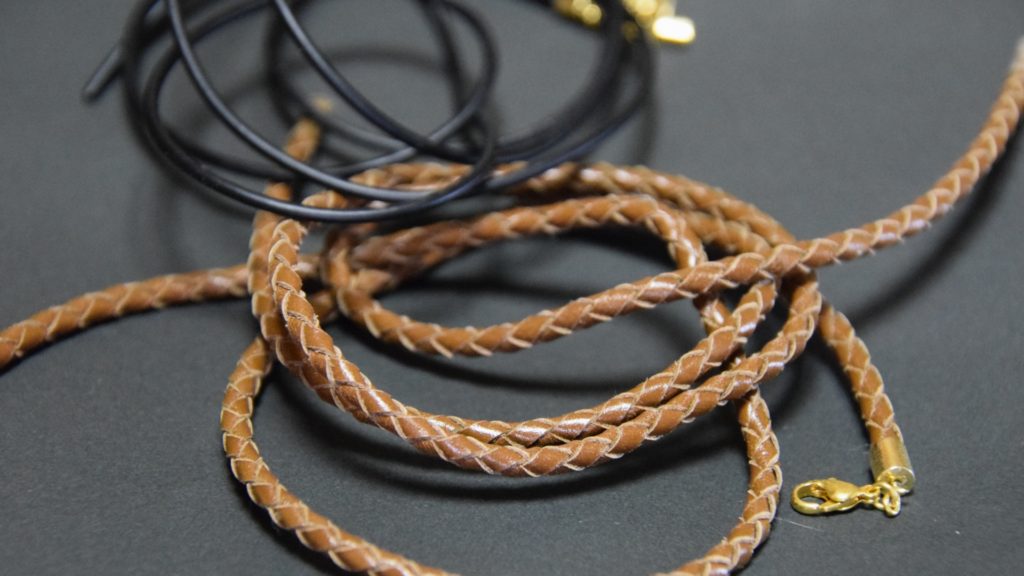 チョーカーはメンズだってかっこよく魅せる 人と差をつけるおすすめ選 アクセファン